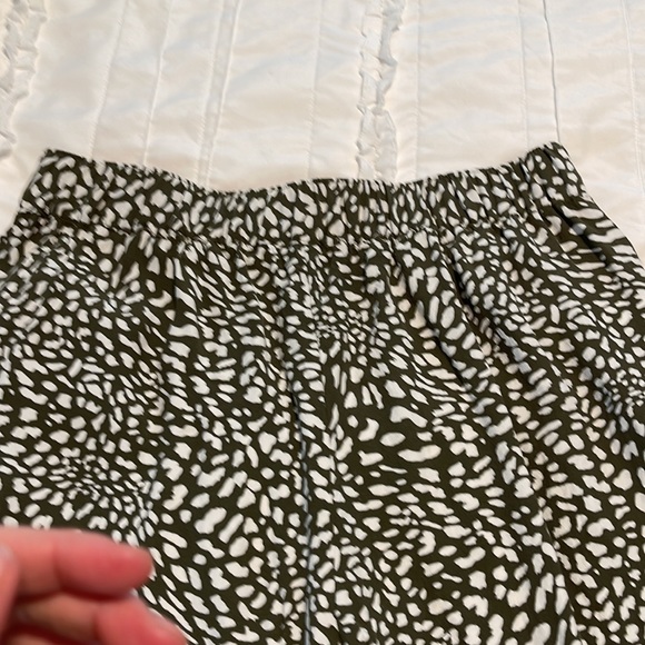 EUC LOFT Fluid Animal Print Wide Let Pants - Small - Picture 5 of 9
